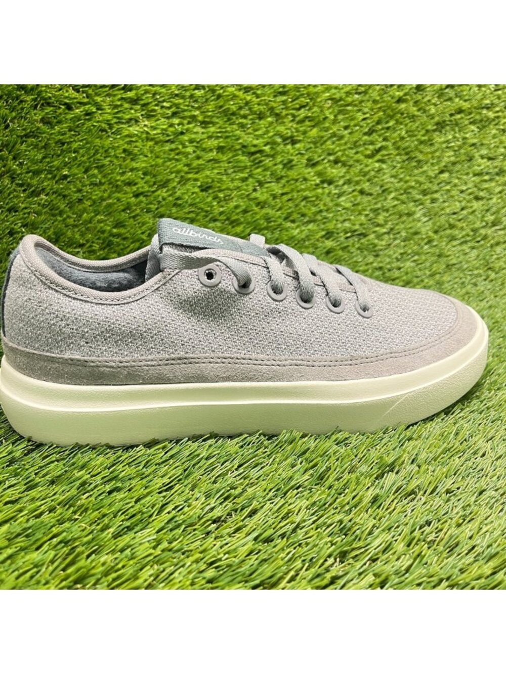 Allbirds Wool Piper 2 Womens Size 10 Gray White Athletic Running Shoes Sneakers